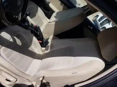 Veículo de Sucata volkswagen jetta (162) sport do ano 2011 alimentado cay