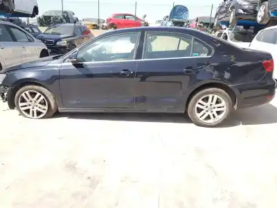 Veículo de Sucata volkswagen jetta (162) sport do ano 2011 alimentado cay