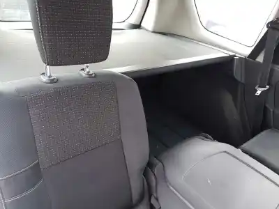 Scrapping Vehicle renault scenic ii grand dynamique of the year 2009 powered f9q p8