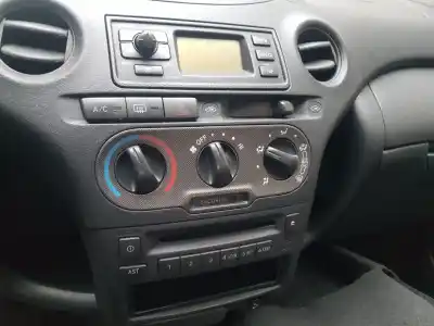 Sloopvoertuig toyota yaris (ksp9/scp9/nlp9) básico van het jaar 2005 aangedreven 2sz-fe