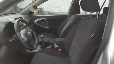 Veicolo di demolizione toyota                                             rav 4 (a3)                                                                                                                                                                                                                                                 sol                                                                                                                                                                                                                                                        dell'anno 2005 alimentato 2ad