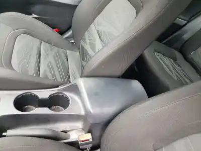 Veículo de Sucata kia cee´d attract do ano 2015 alimentado g4fa