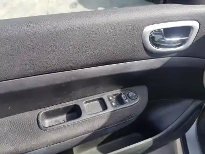 Veículo de Sucata peugeot 307 berlina (s2) x-line do ano 2005 alimentado 9hx