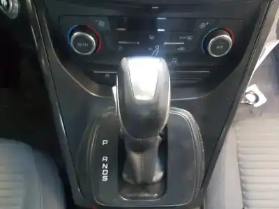 Veicolo di demolizione ford grand c-max (ceu) titanium dell'anno 2016 alimentato t7db