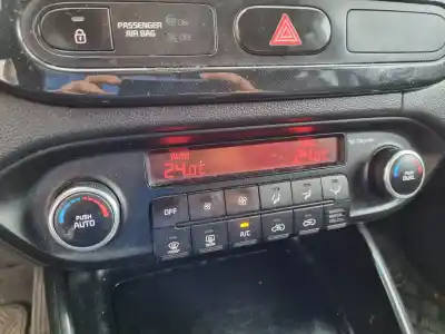 Scrapping Vehicle kia carens ( ) concept of the year 2016 powered d4fd