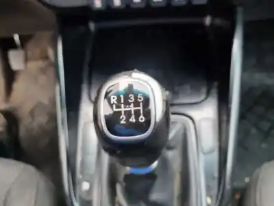 Scrapping Vehicle kia carens ( ) concept of the year 2016 powered d4fd