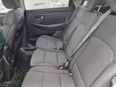 Scrapping Vehicle kia carens ( ) concept of the year 2016 powered d4fd