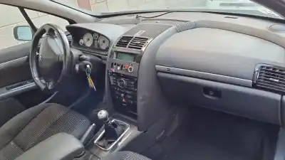 Veículo de Sucata peugeot 407 premium do ano 2009 alimentado rh01