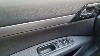 Veículo de Sucata peugeot 407 premium do ano 2009 alimentado rh01