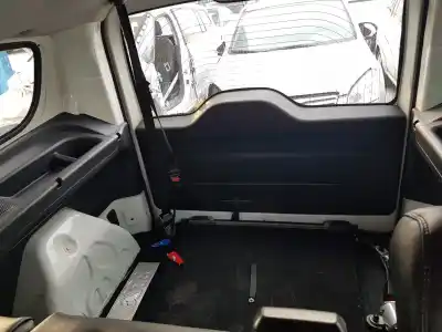 Veicolo di demolizione opel combo d excellence l1h1 dell'anno 2011 alimentato a16fdh