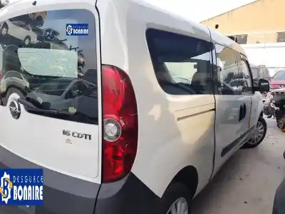Veicolo di demolizione opel combo d excellence l1h1 dell'anno 2011 alimentato a16fdh