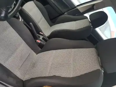 Sloopvoertuig peugeot 307 berlina (s2) x-line van het jaar 2006 aangedreven 9hx