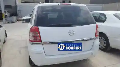 Veículo de Sucata opel zafira b cosmo do ano 2013 alimentado a17dtr