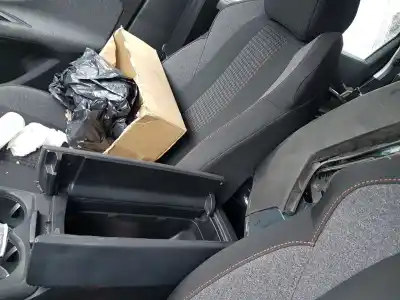 Scrapping Vehicle peugeot 5008 allure of the year 2019 powered hn05