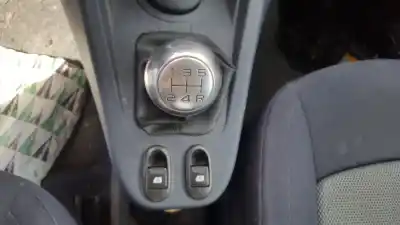 Veículo de Sucata peugeot 1007 sporty do ano 2007 alimentado 8hz