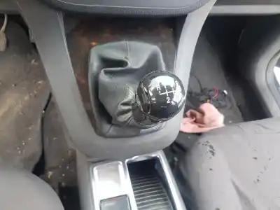 Здавання транспортного засобу ford focus c-max (cap) ghia (d) року 2004 потужний 6gda