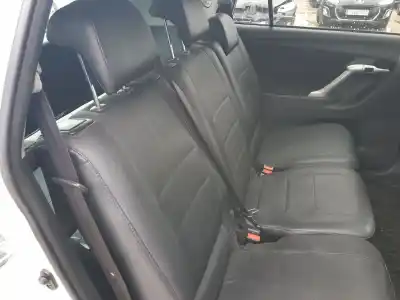 Veicolo di demolizione toyota verso comfort dell'anno 2011 alimentato 1ad