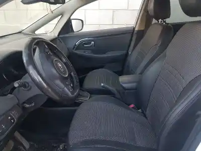 Veículo de Sucata kia carens ( ) emotion do ano 2016 alimentado d4fd