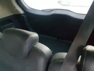 Veículo de Sucata kia carens ( ) emotion do ano 2016 alimentado d4fd