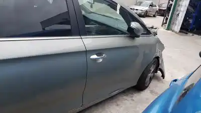 Veículo de Sucata kia carens ( ) concept do ano 2015 alimentado d4fd