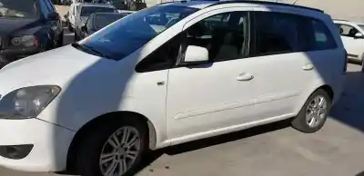 Sloopvoertuig opel zafira b family van het jaar 2012 aangedreven a17dtr