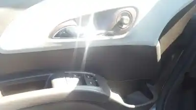 Veículo de Sucata opel meriva enjoy do ano 2010 alimentado a17dtc