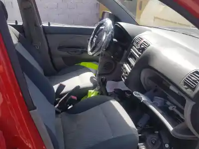 Veicolo di demolizione kia picanto 1.0 lx dell'anno 2004 alimentato g4he