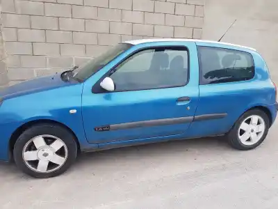 Scrapping Vehicle renault clio ii fase ii (b/cb0) authentique of the year 2001 powered k4j c7