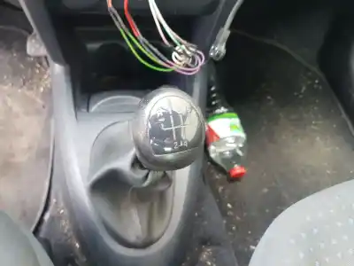 Scrapping Vehicle renault clio ii fase ii (b/cb0) authentique of the year 2001 powered k4j c7