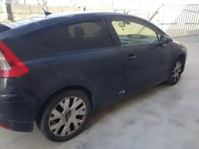 Vehicul casat citroen c4 coupe vts al anului 2006 alimentat rhr
