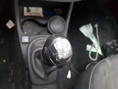 Veicolo di demolizione dacia sandero básico dell'anno 2016 alimentato k7ja7