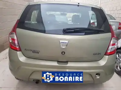 Veicolo di demolizione dacia sandero básico dell'anno 2016 alimentato k7ja7