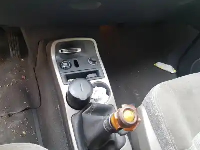 Véhicule à la ferraille renault espace iv (jk0) grand espace expression de l'année 2004 alimenté g9t j7