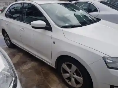 Scrapping Vehicle skoda rapid (nh) (07.2012->) 1.6 active [1.6 ltr. - 77 kw tdi dpf] of the year 2014 powered cay
