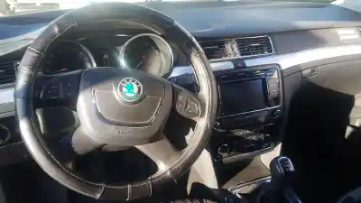 Здавання транспортного засобу skoda superb combi (3t5) active року 2012 потужний cff