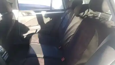 Здавання транспортного засобу skoda superb combi (3t5) active року 2012 потужний cff
