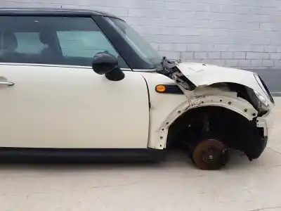 Здавання транспортного засобу mini mini (r56) cooper року 2006 потужний n12b16a