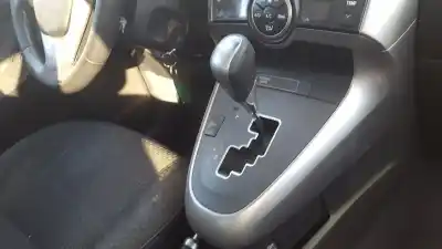 Veículo de Sucata toyota verso active do ano 2013 alimentado 2zr