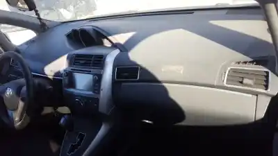 Veículo de Sucata toyota verso active do ano 2013 alimentado 2zr