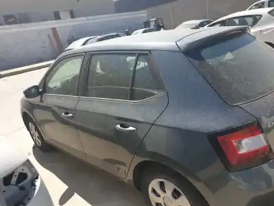 Здавання транспортного засобу skoda fabia active року 2016 потужний chy