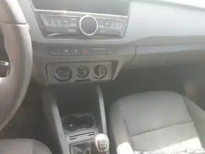 Здавання транспортного засобу skoda fabia active року 2016 потужний chy