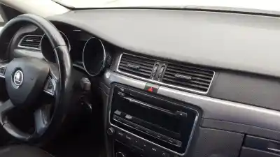 Здавання транспортного засобу skoda superb combi (3t5) ambition року 2009 потужний cff