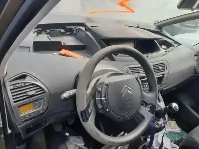 Scrapping Vehicle citroen c4 picasso premier of the year 2008 powered 9hz