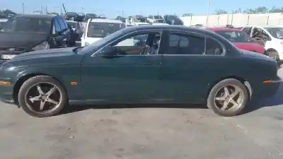 Verschrottungsfahrzeug jaguar s-type 2.5 v6 executive des jahres 2005 angetrieben jb