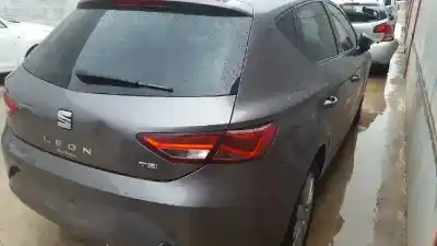 Veículo de Sucata seat leon (5f1) reference do ano 2014 alimentado cyv