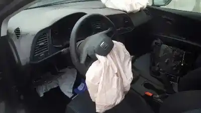 Veículo de Sucata seat leon (5f1) reference do ano 2014 alimentado cyv