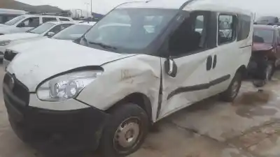 Veículo de Sucata fiat doblo active do ano 2009 alimentado 263a2000