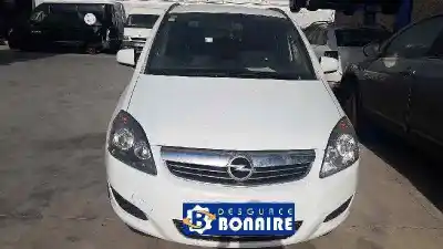 Vehicul casat OPEL ZAFIRA B Edition ´´111 Jahre´´ al anului 2014 alimentat A17DTR