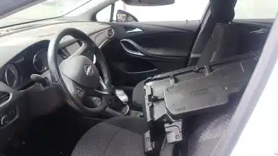 Veicolo di demolizione opel                                               astra k lim. 5türig                                                                                                                                                                                                                                        dynamic                                                                                                                                                                                                                                                    dell'anno 2016 alimentato b16dte