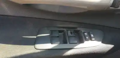 Veículo de Sucata toyota auris luna do ano 2007 alimentado 4zz